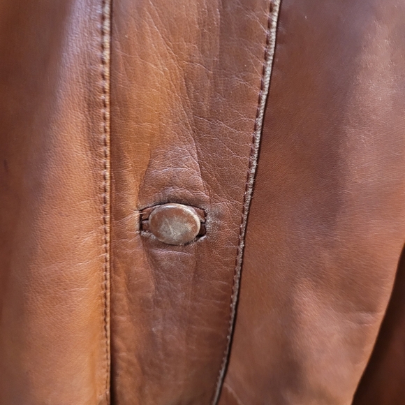 Czech Made Buttery Soft Leather Coat with Fur Collar - Picture 11 of 16